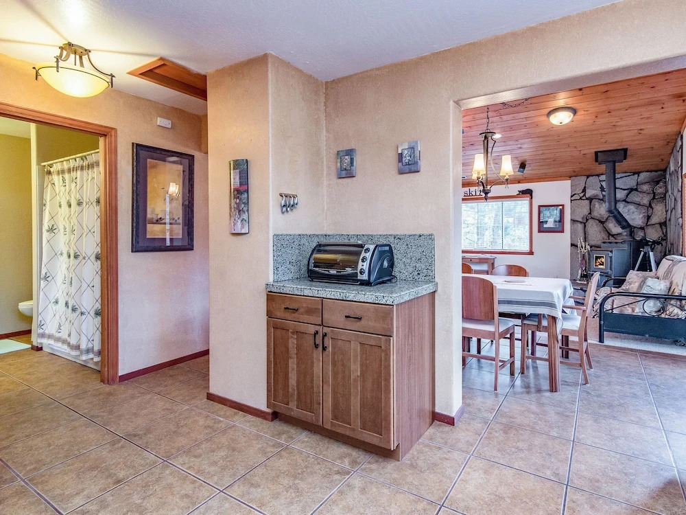 14029 Northwoods Blvd Home