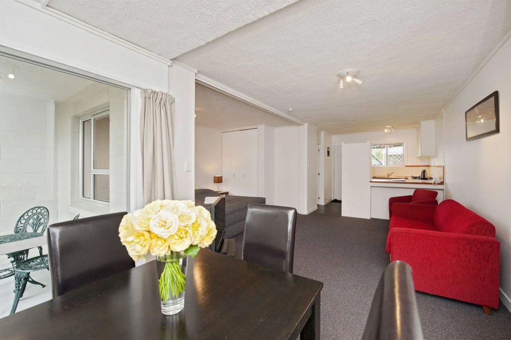 City Towers Apartments