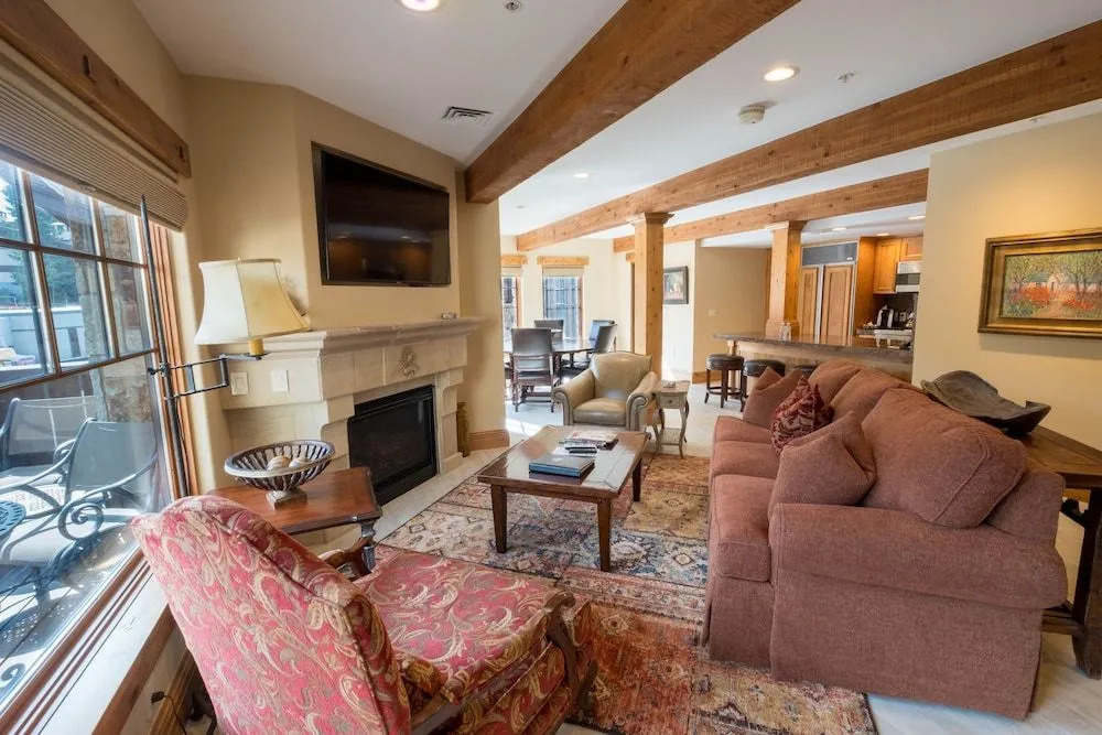 Luxury One Bedroom