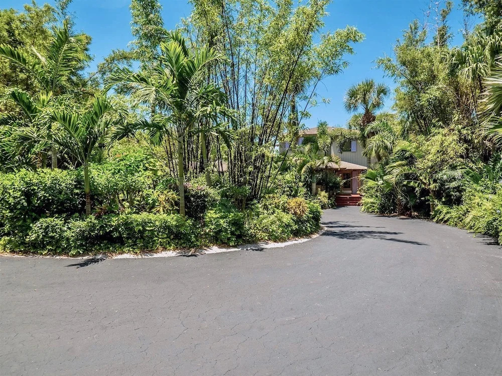 Bali Hi Estate
