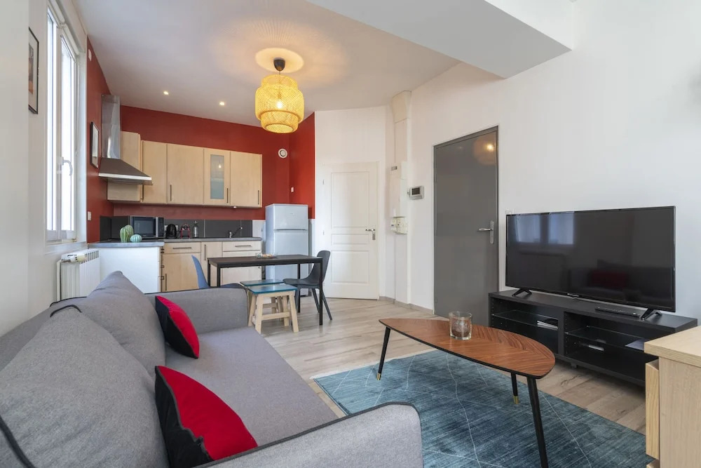 Studio Portes Vieille Ville de Nancy: calme, cosy et lumineux