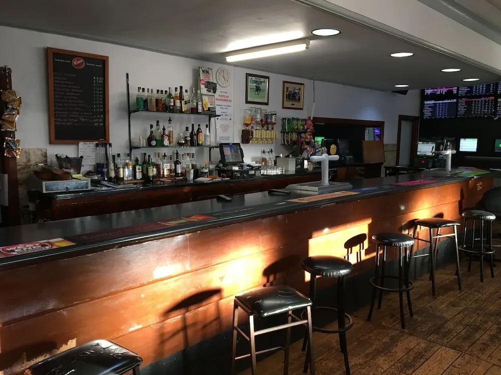 Valley Hotel