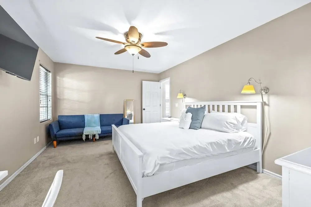 The Roland Villa - For 12ppl