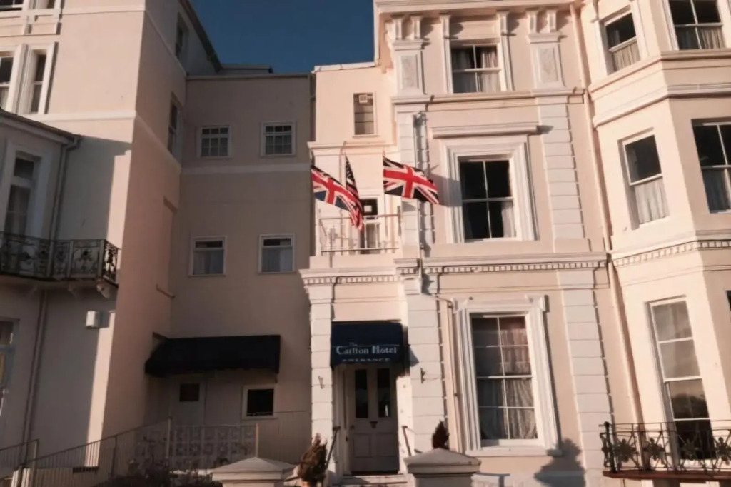 The Carlton Hotel