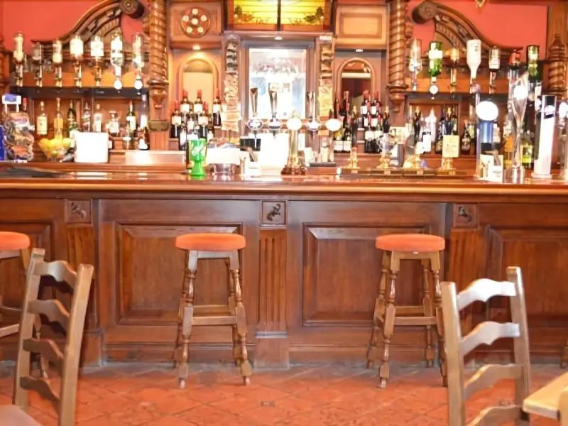 The Oaks Hotel