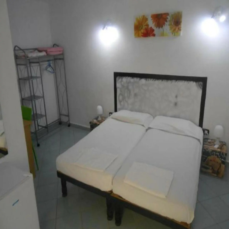 Hostal Italy