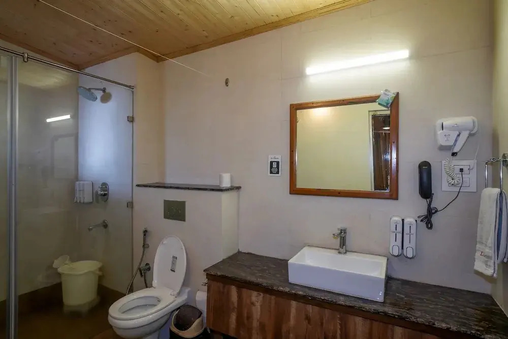 Sunny Guest House by OYO Rooms