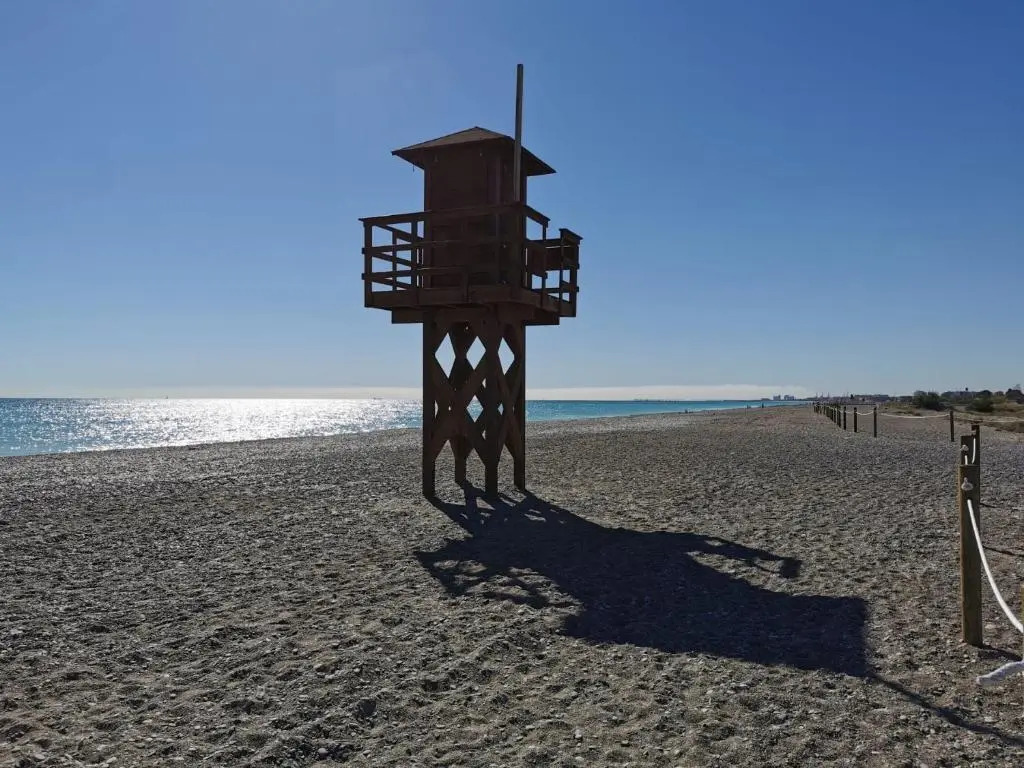 Global Properties, Apartamento en Marjal de Corinto con Piscina