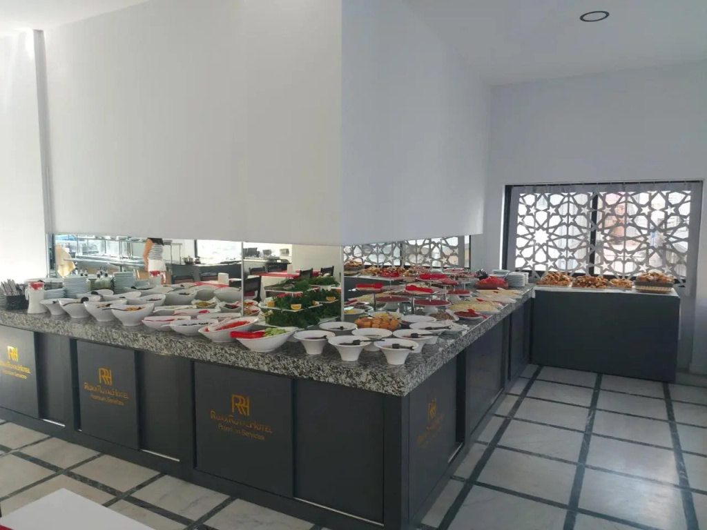 ROXX ROYAL HOTEL