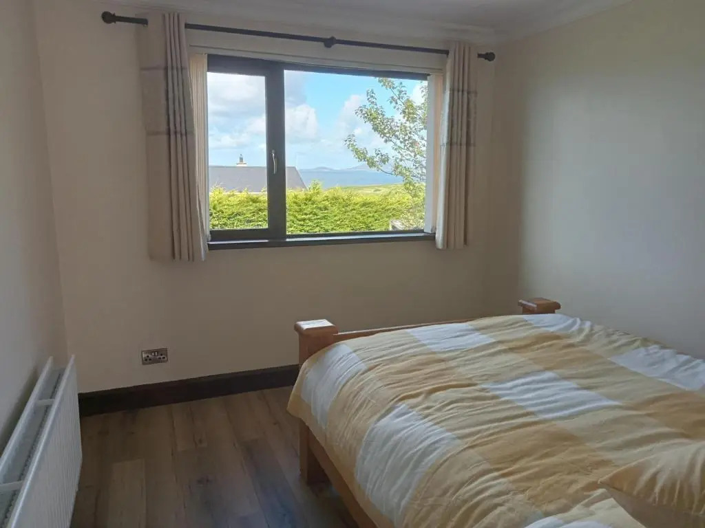 Impeccable 5-bed Cottage in Fahan Buncrana