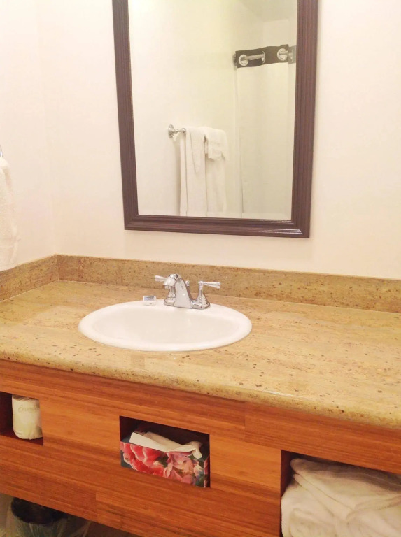 Jefferson Inn and Suites