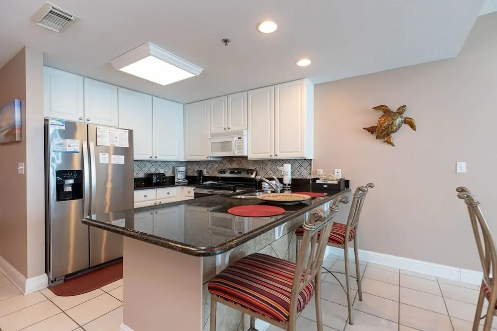Lighthouse 814 2 Bedroom Condo