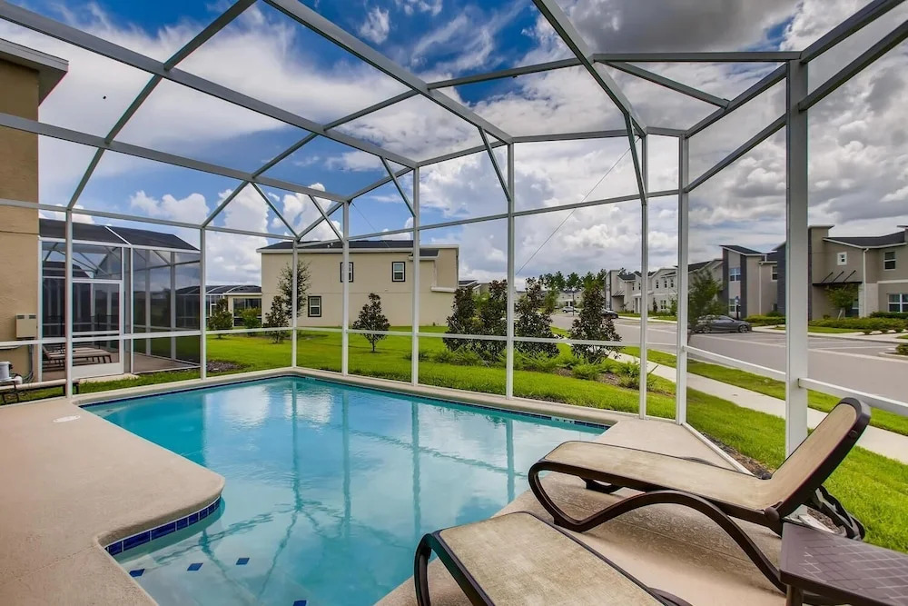 8996 CC Fabulous 6Bd Single Family Champions Gate