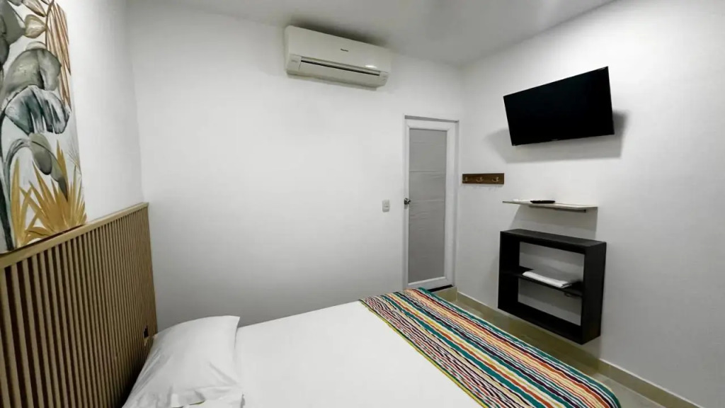 HOTEL LA FLORESTA