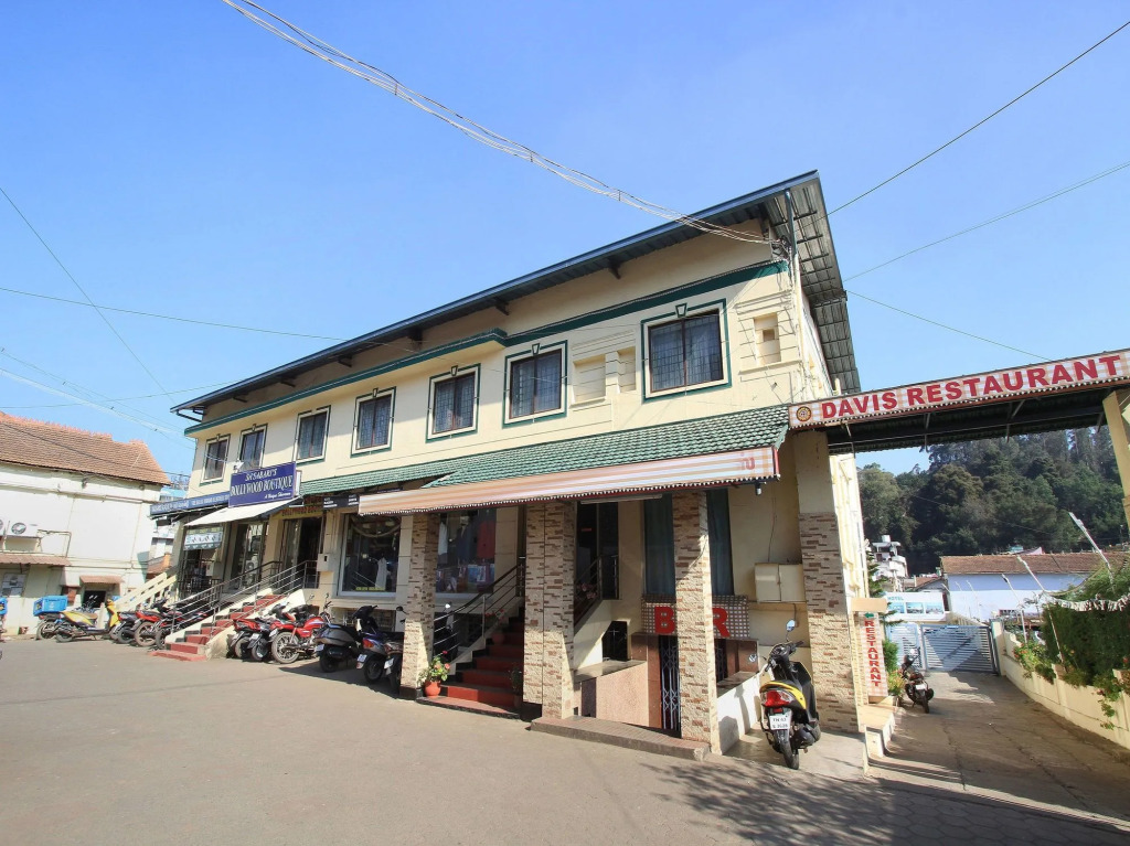 OYO 10950 Hotel Hills Palace