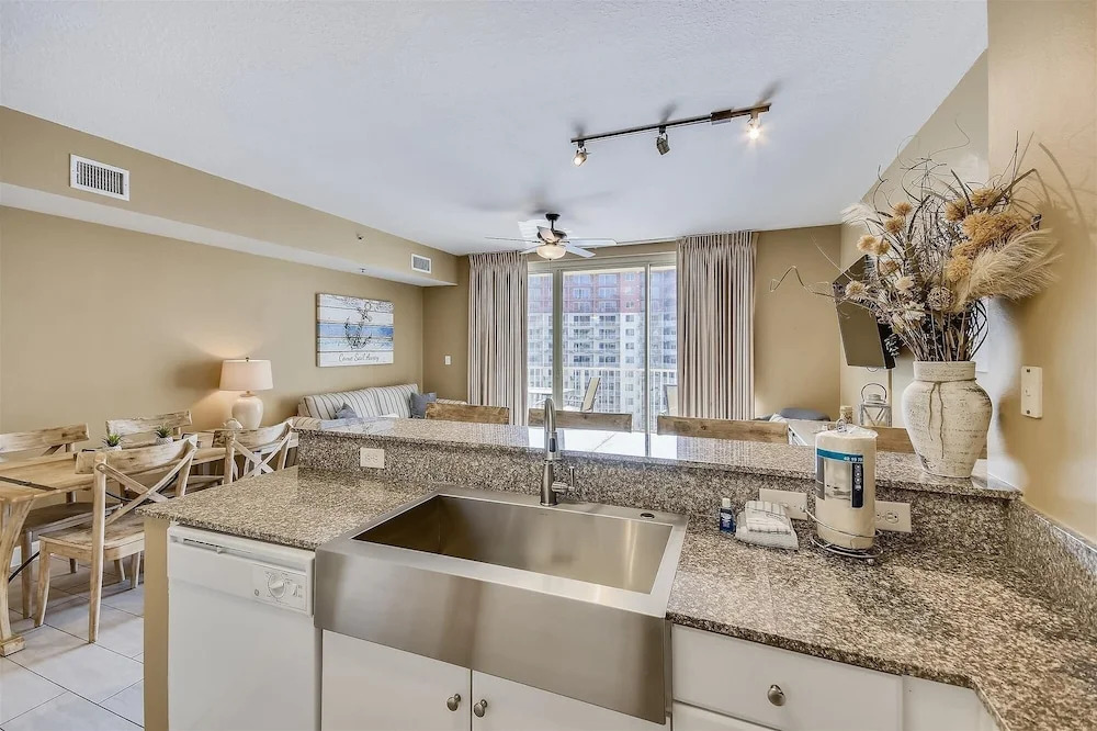 Shores of Panama 1804 - 2 Bedroom + Bunkroom . Updated! Free Fun. 2 Condo by RedAwning