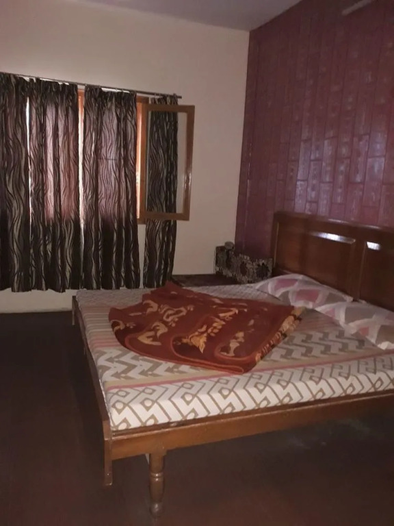 Goroomgo City Inn Shimla