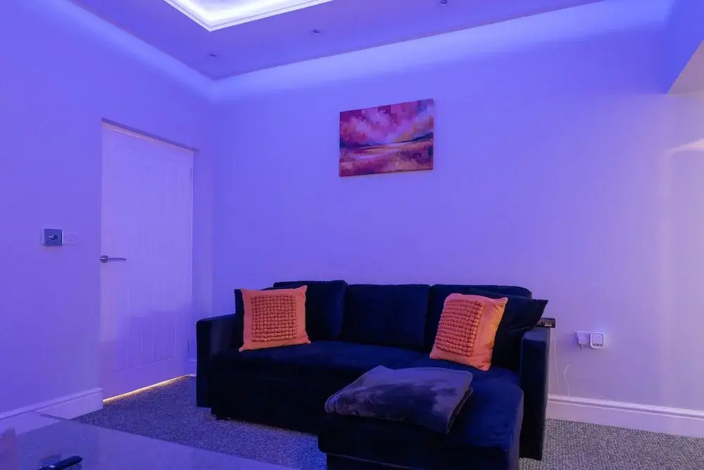 Bespoke 2-bed House in Stoke-on-trent