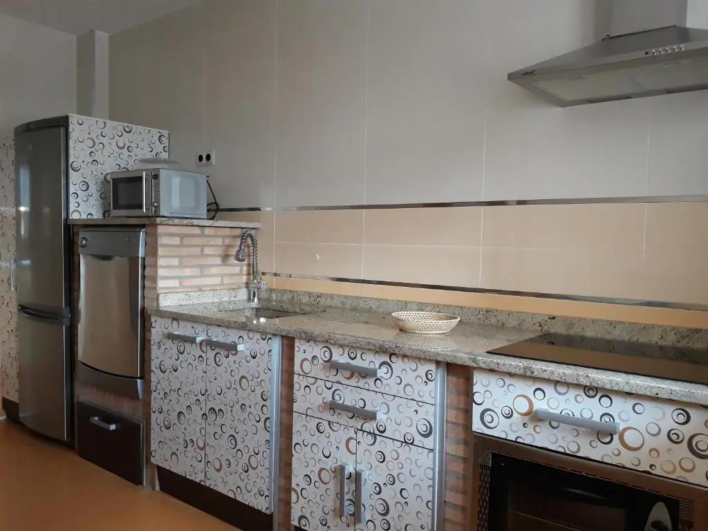 Casa El lince de Granadilla AT-CC-00296, Norte provincia Cáceres, WIFI, Parque infantil, HIDROMASAJE, garaje, LAVAVAJILLAS