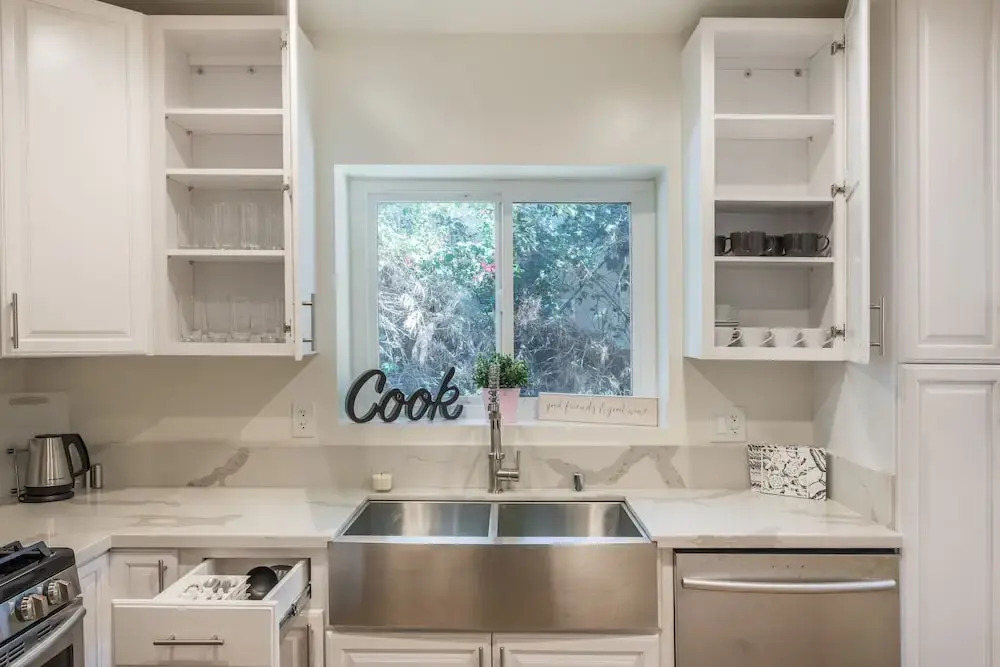 Luxurious Studio City Home