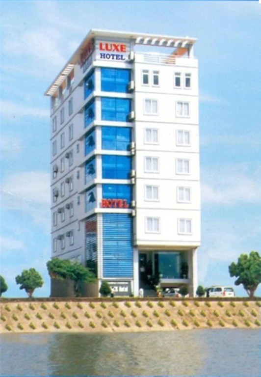 Luxe Hotel