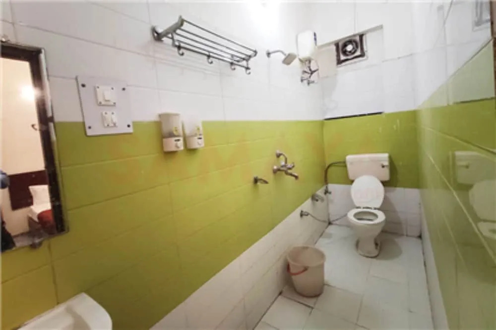 Goroomgo Hotel Baba Sunrise Lucknow