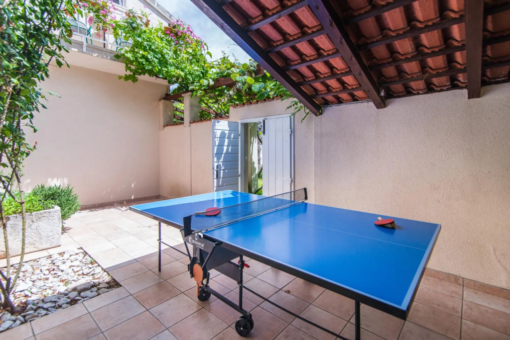 Mirca in Supetar With 7 Bedrooms and 6 Bathrooms