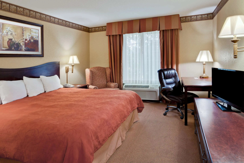 Country Inn & Suites by Radisson, Hot Springs, AR