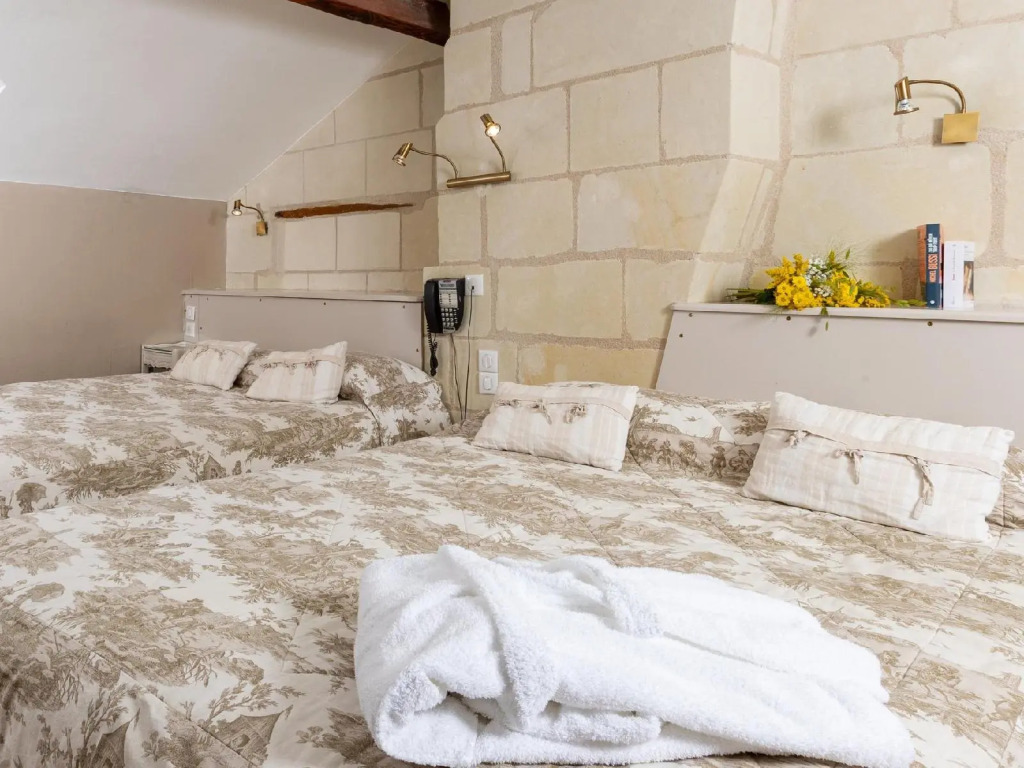 Logis Hôtel Le Bussy