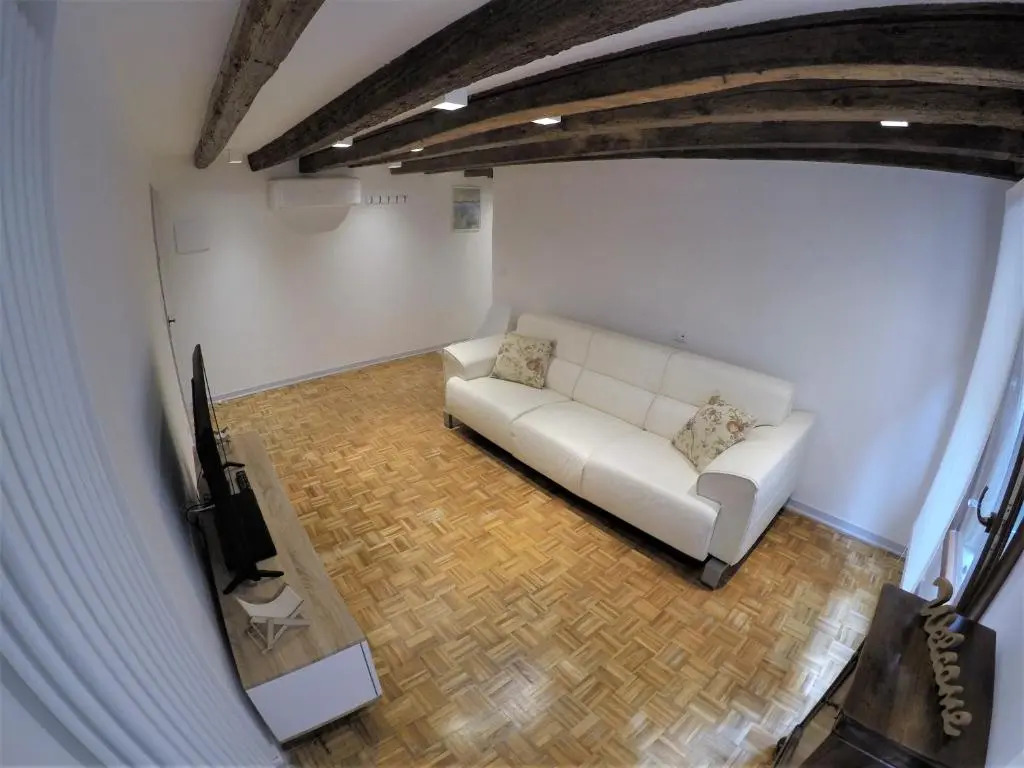Goodwind Venice Apartments