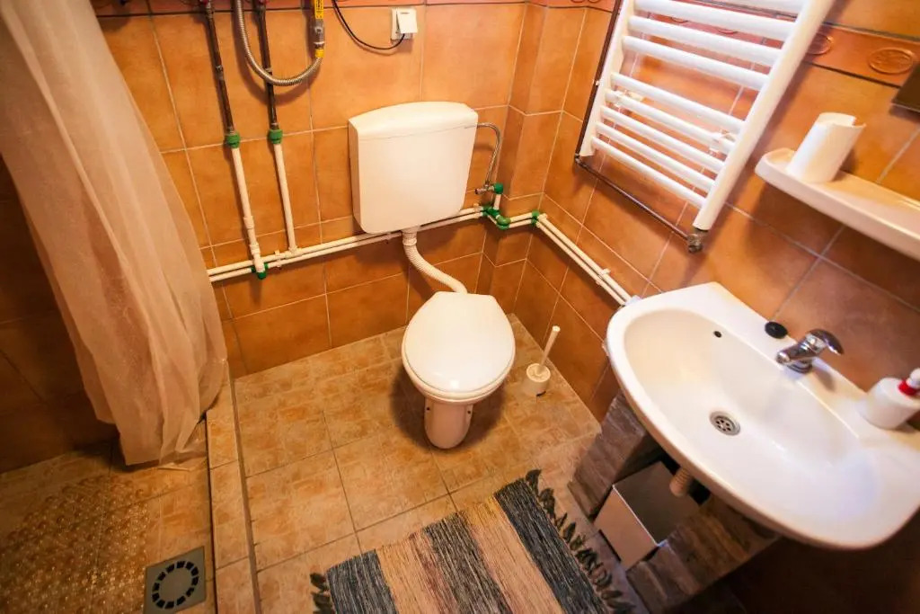 Ana Guesthouse
