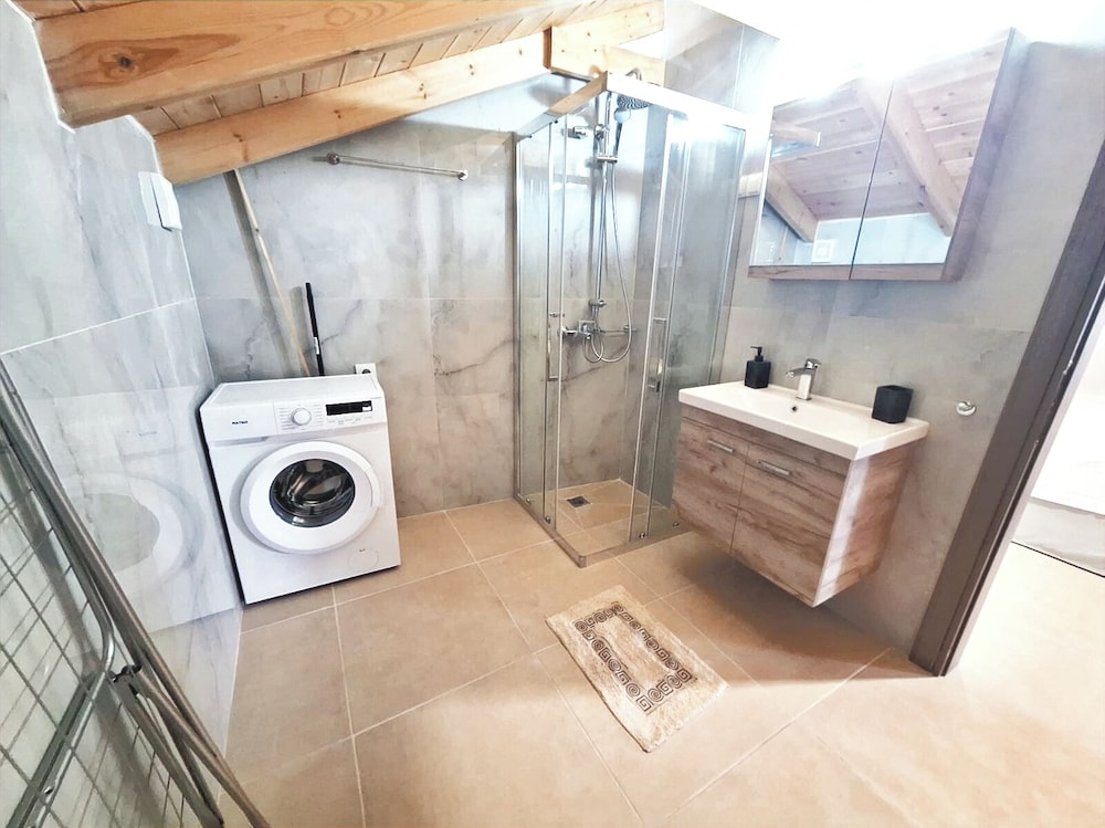Vikis Sea View Apartment