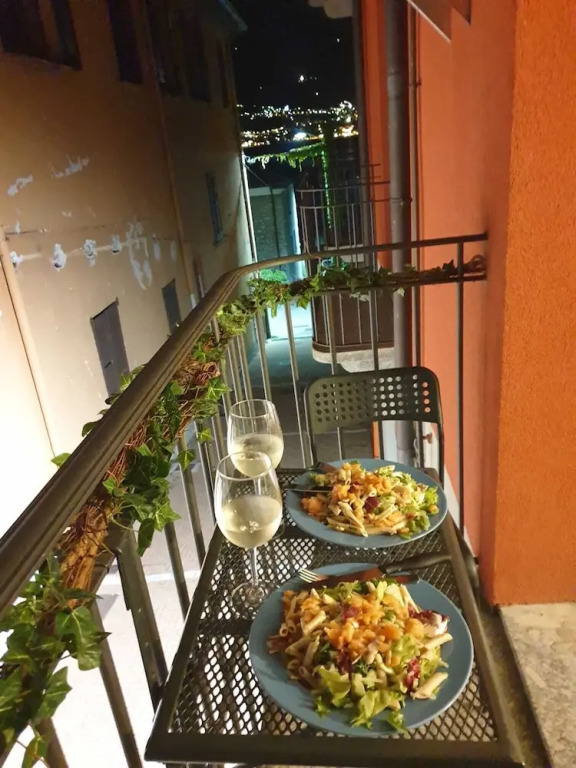 Captivating 2 Bedroom Apartment in Acquaseria