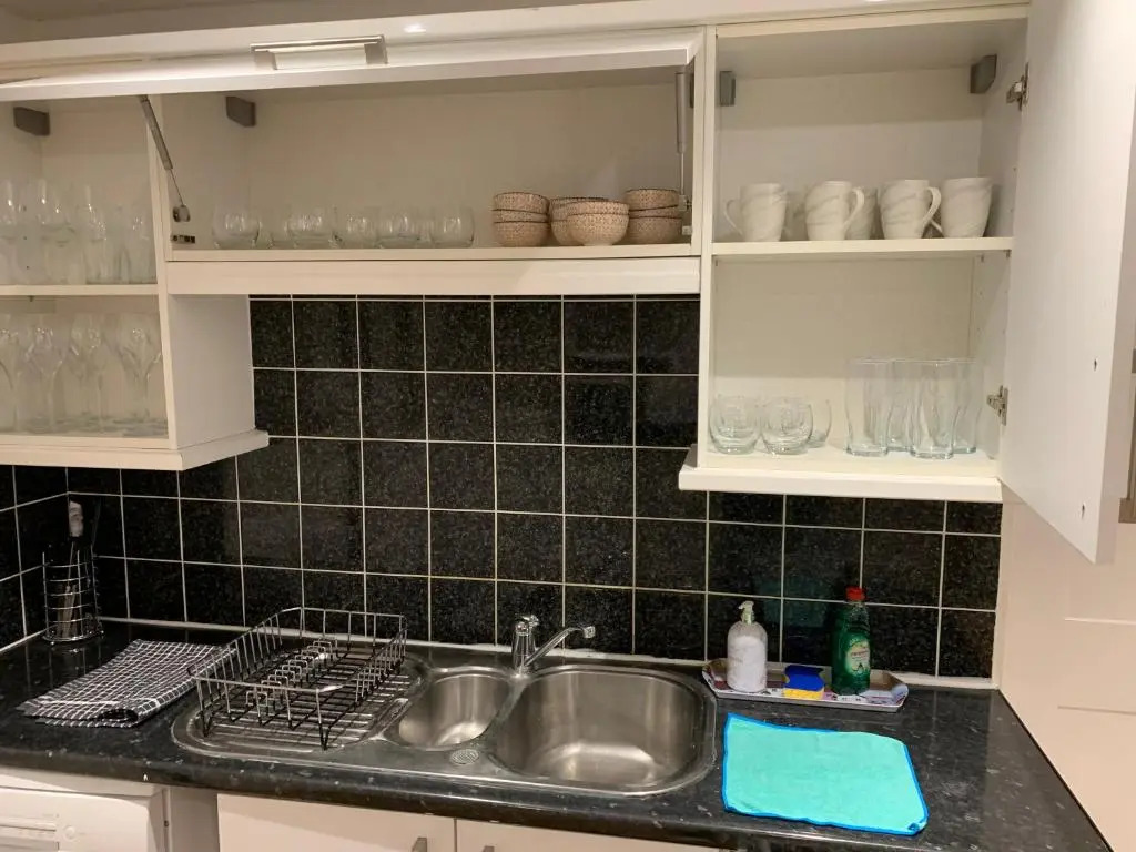 Fantastic villa bournemouth - spa, parking, garden