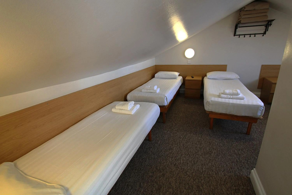 Lords Hotel