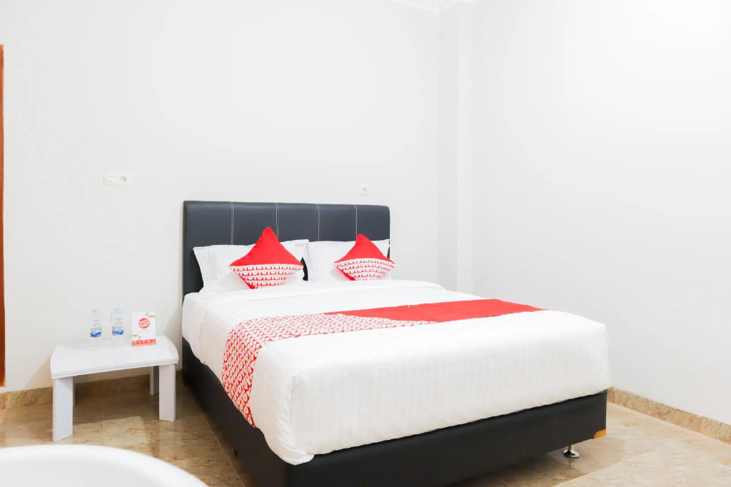 OYO 1519 Axl Residence