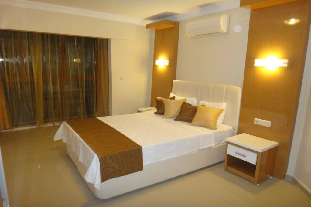 Temple Hotel