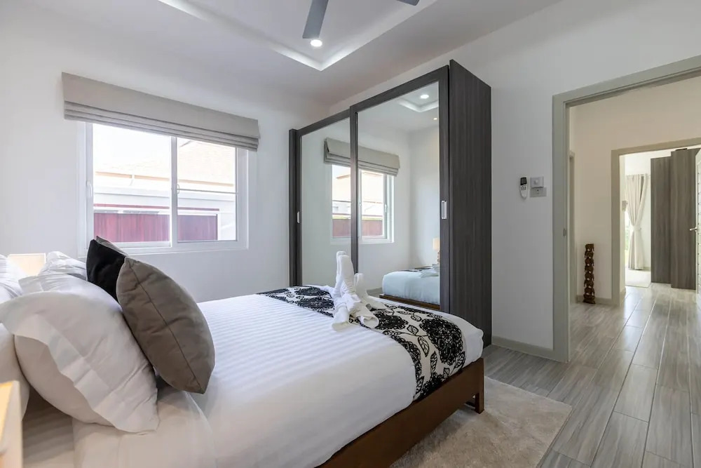 New Modern 3 Bedroom Pool Villa MS24