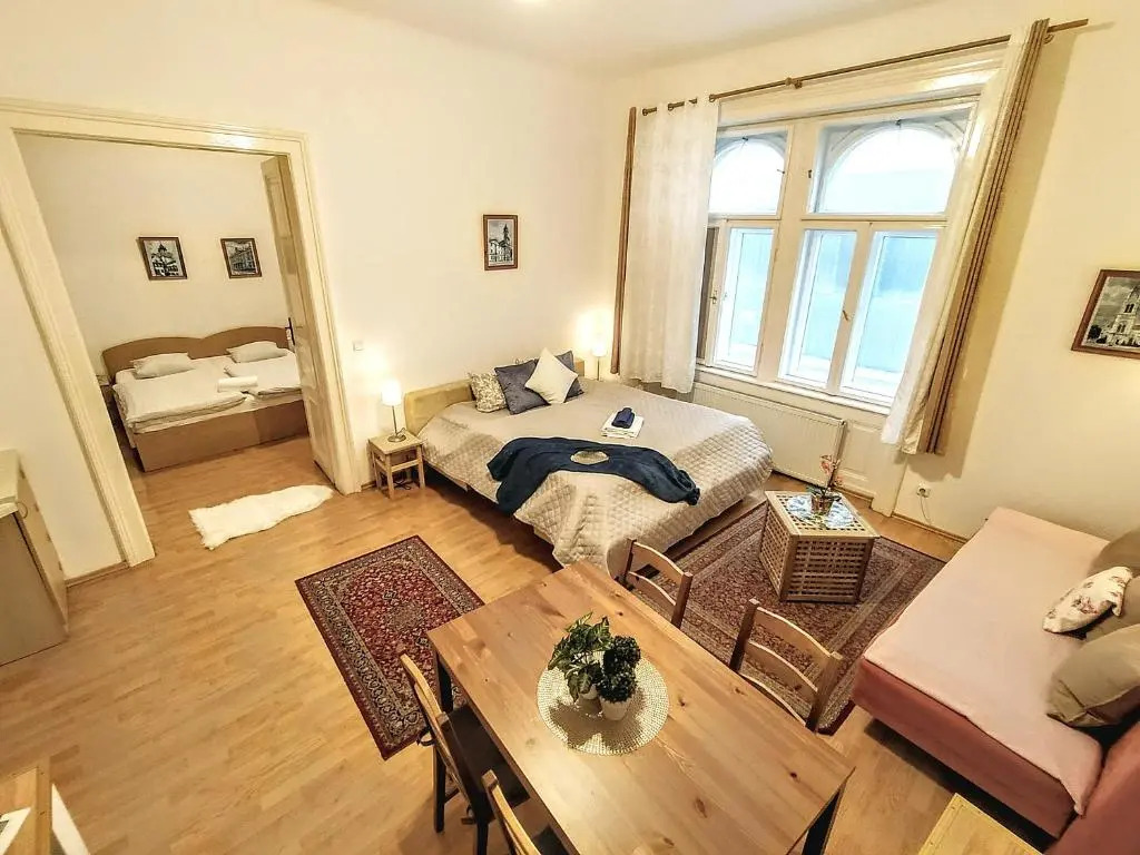 Apartments Historical Centre