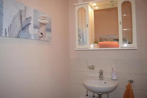 Nichtraucherferienwohnung-Neckarblick ZE-2022-74-WZ-118A