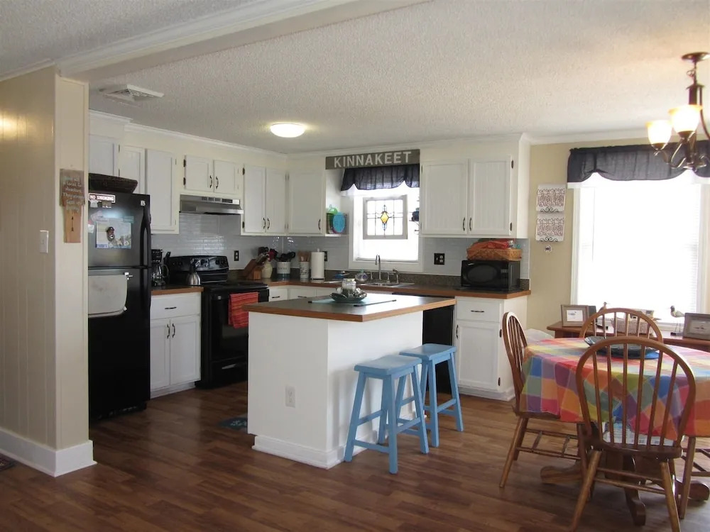 Marlin Darlin 2 Bedroom Cottage
