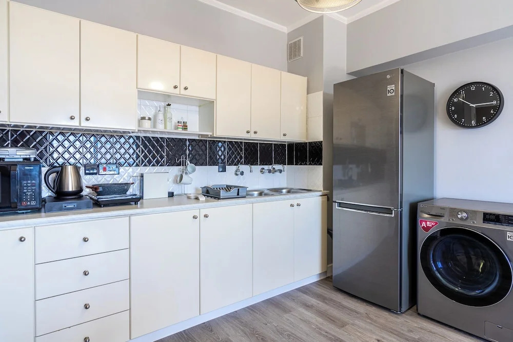 Peales 2-BR Apt & Balcony in Mackenzie