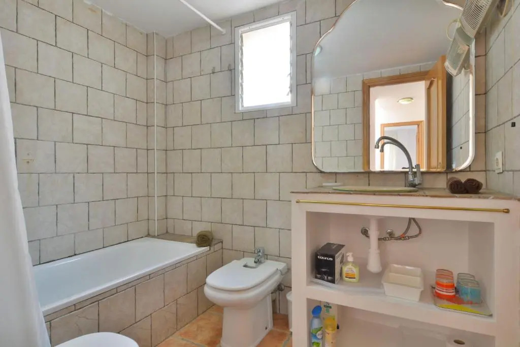 28 Townhouse 200mts from sea/beach