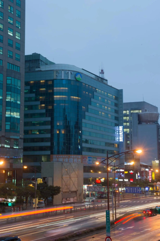 Green World Hotel - Zhonghua