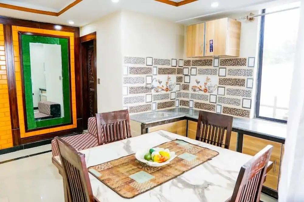 Dunleigh Apartments Murree
