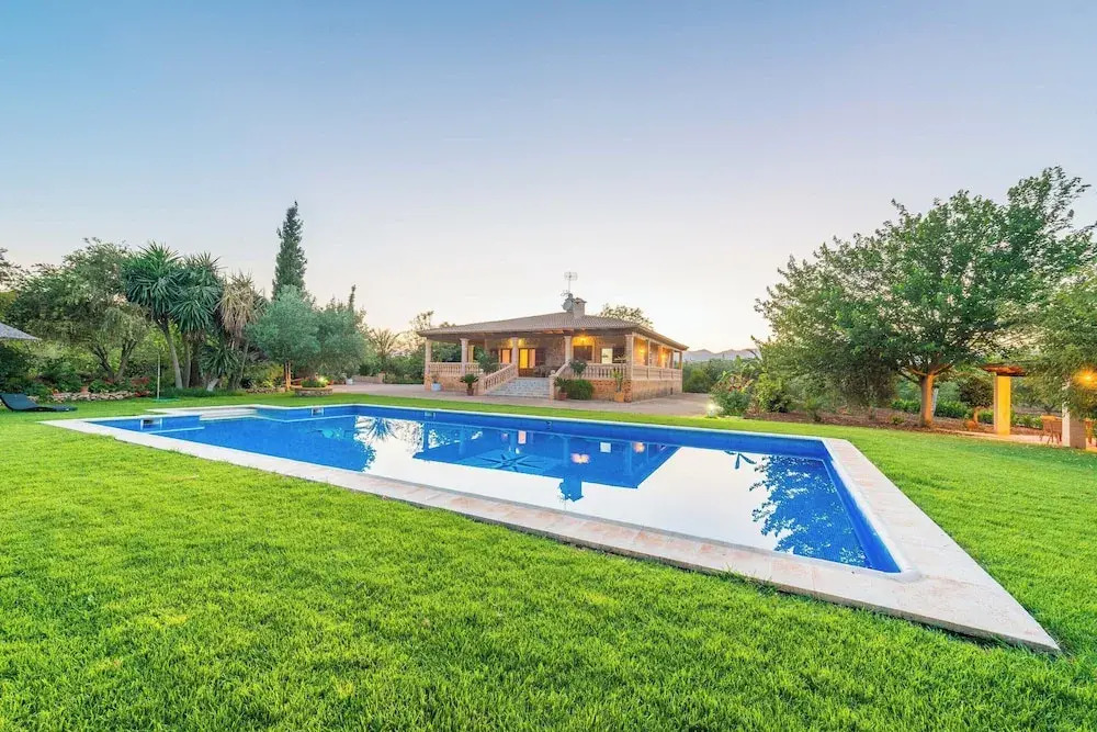 - House In