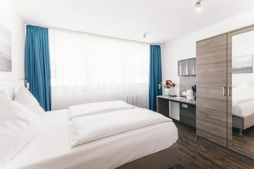 Haus am Dom - Apartments und Ferienwohnungen