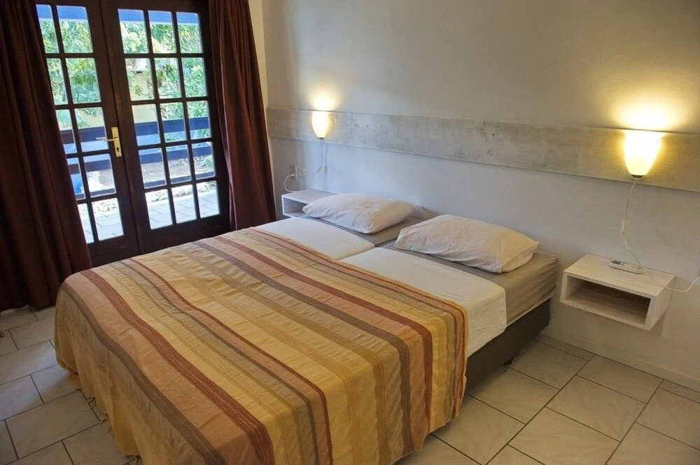 Bantopa Apartments