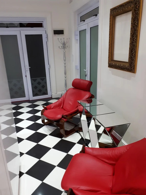 AI Adrian DCap Boutique Manor