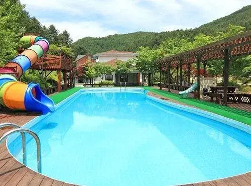 Lodge House Pension